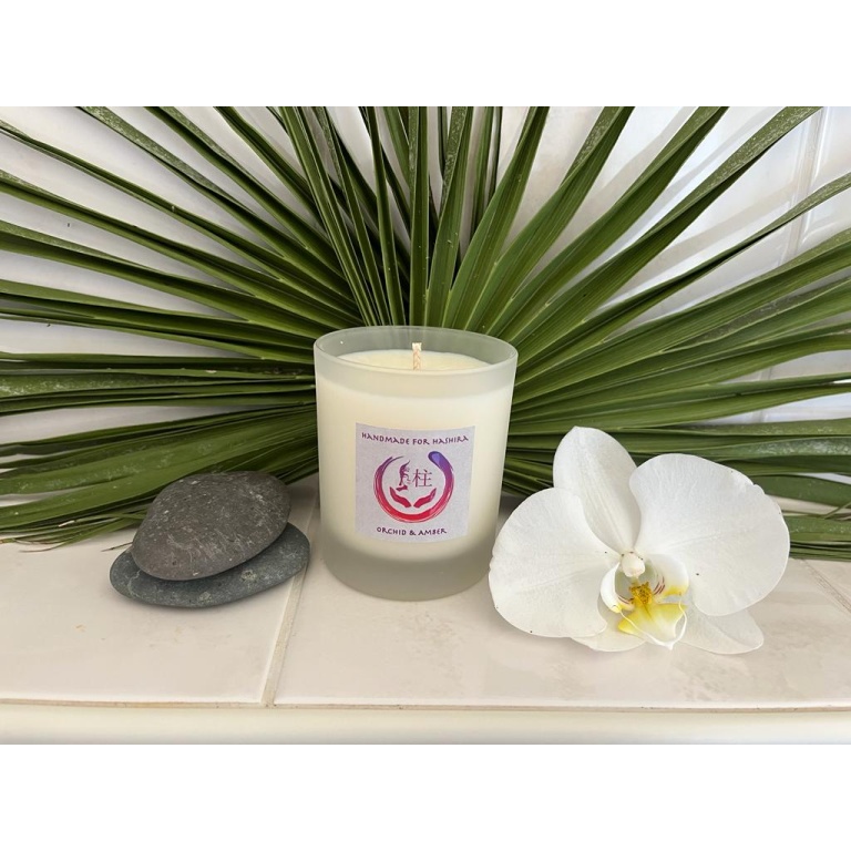 hashira 200ml candle Frosted white collection Orchid & Amber